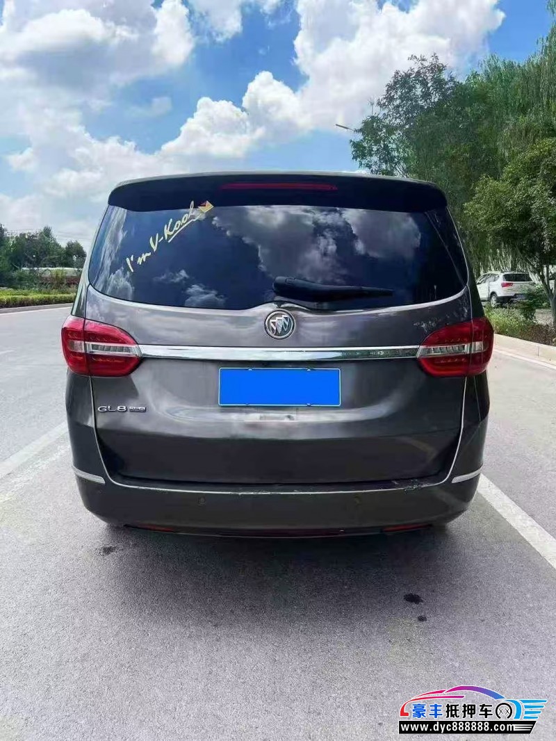 18年别克GL8轿车抵押车出售
