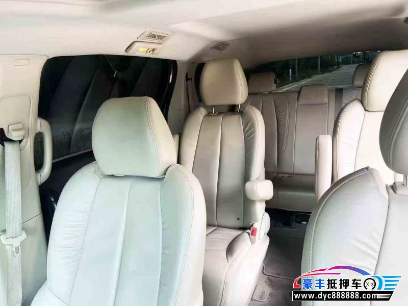 18年别克GL8轿车抵押车出售