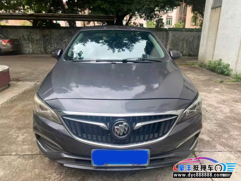 18年别克威朗轿车抵押车出售