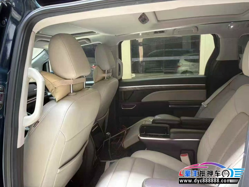 21年传祺M8轿车抵押车出售