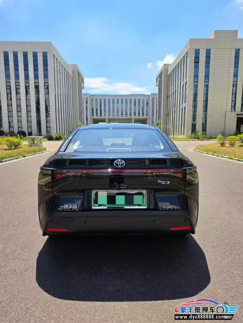 24年丰田BZ3轿车抵押车出售