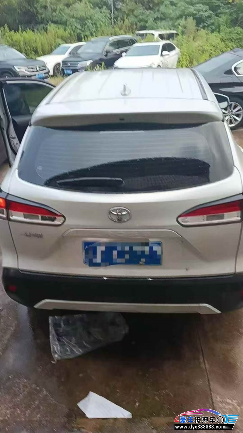 24年丰田锐放轿车抵押车出售