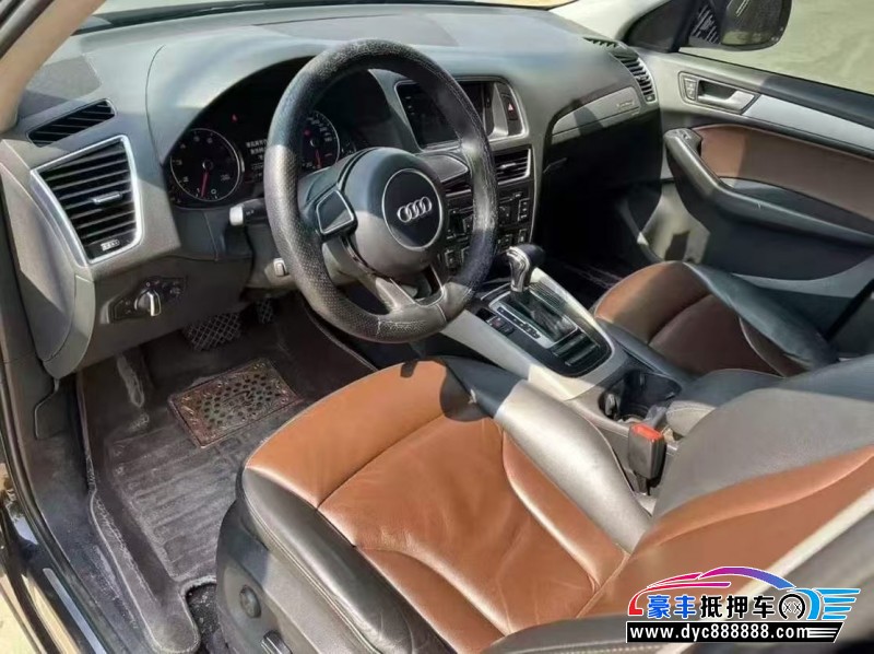 17年奥迪Q5轿车抵押车出售