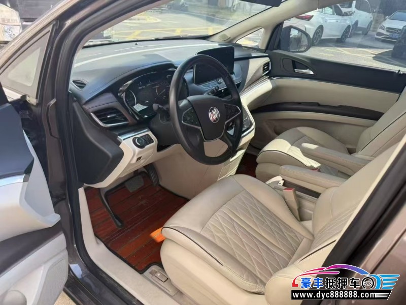 23年别克GL8轿车抵押车出售