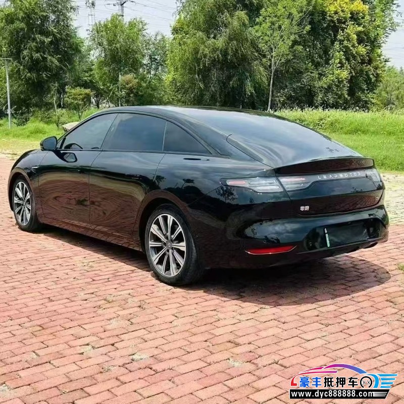 22年零跑c01轿车抵押车出售