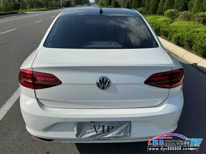 20年大众凌渡轿车抵押车出售