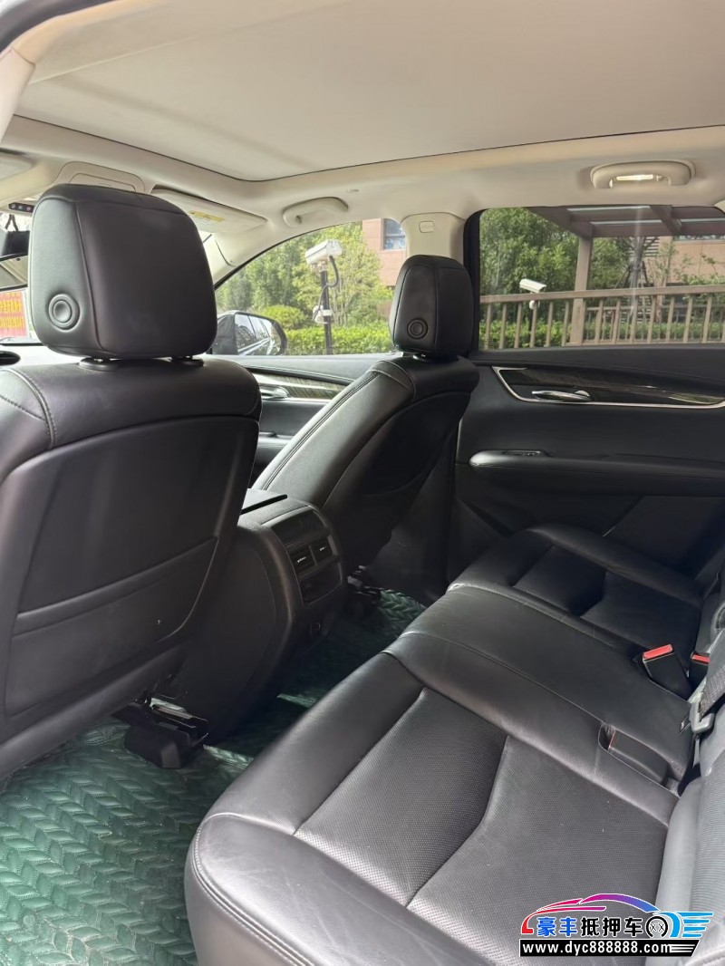 18年凯迪拉克XT5轿车抵押车出售