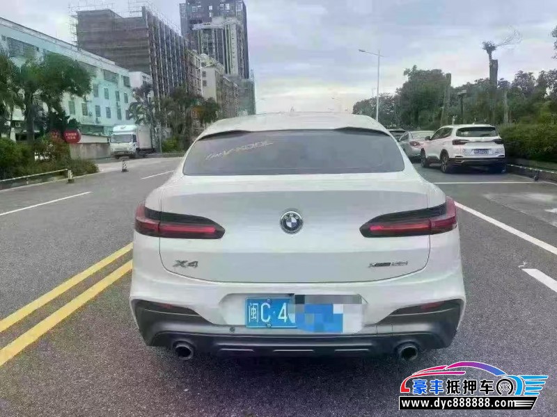 19年宝马X4轿车抵押车出售