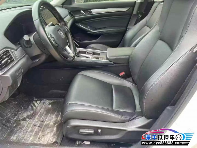 22年本田雅阁轿车抵押车出售