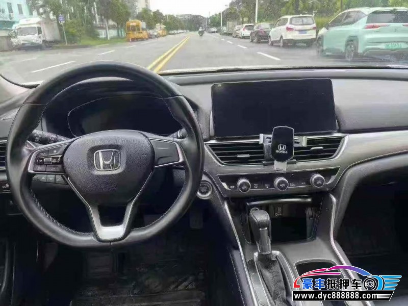 22年本田雅阁轿车抵押车出售