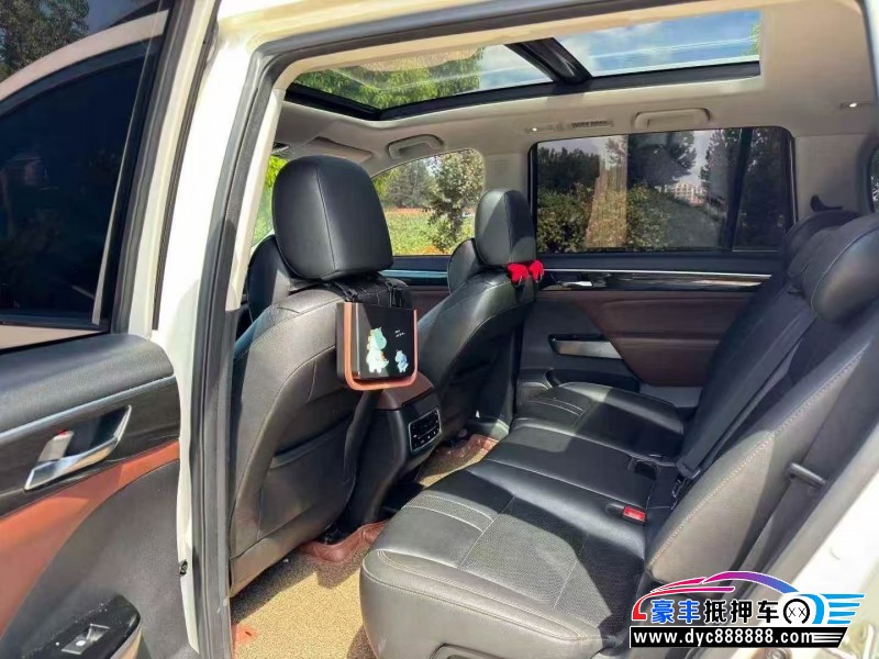 17年传祺GS8轿车抵押车出售