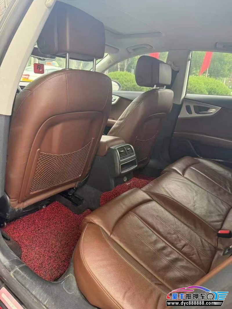 12年奥迪A7轿车抵押车出售