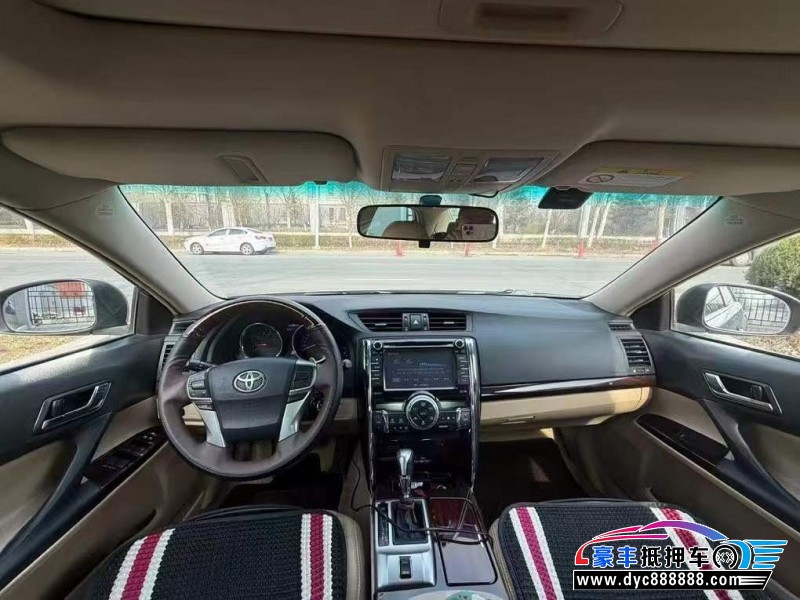 12年丰田锐志轿车抵押车出售