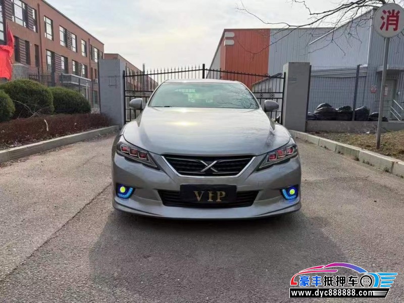 12年丰田锐志轿车抵押车出售