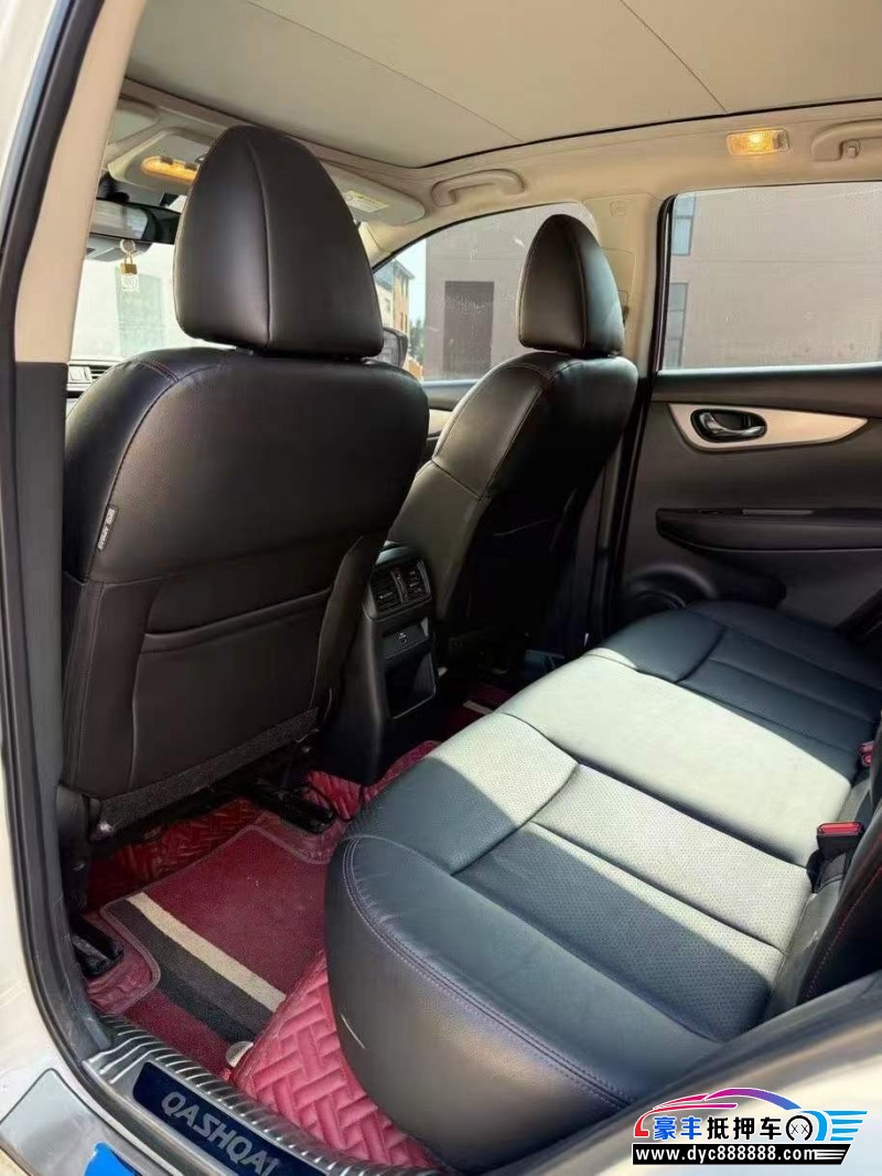 21年日产逍客轿车抵押车出售