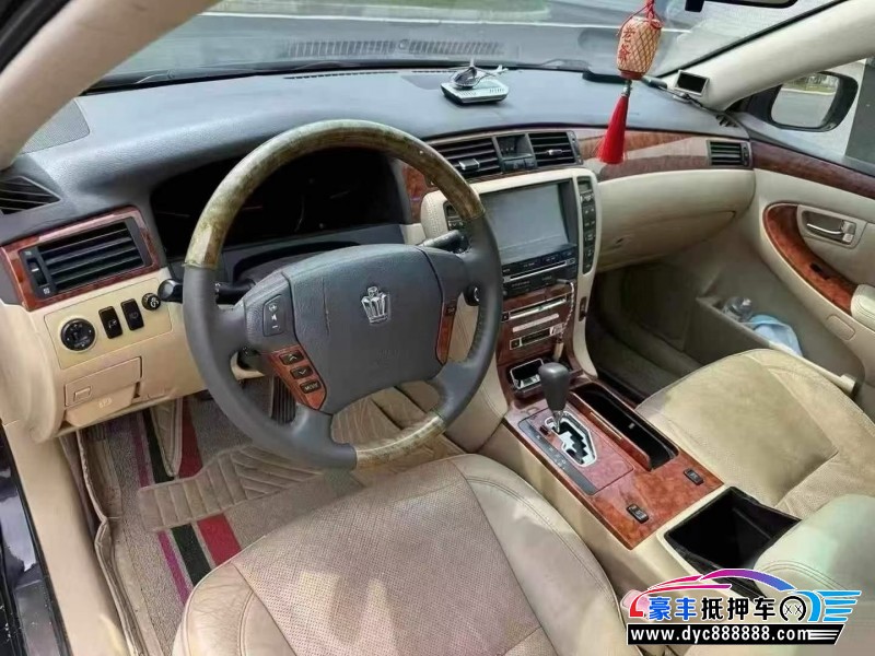08年丰田皇冠轿车抵押车出售