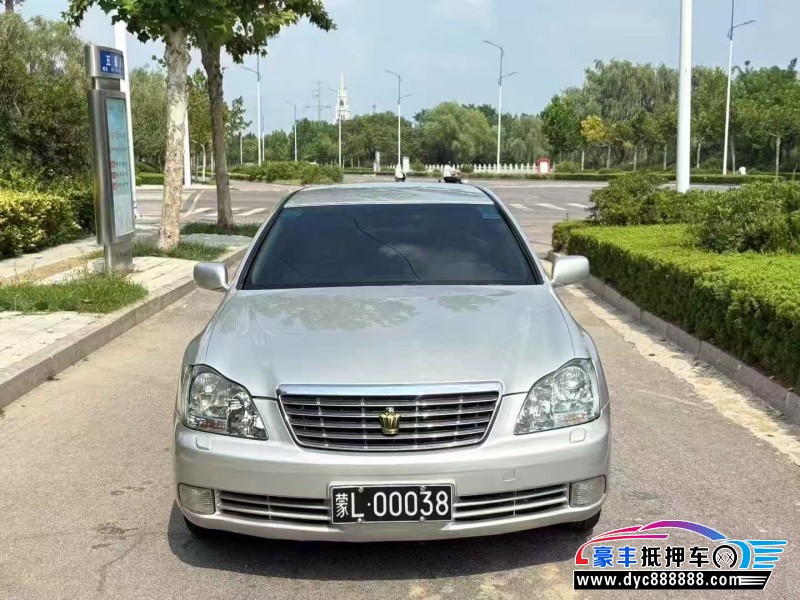 06年丰田皇冠轿车抵押车出售