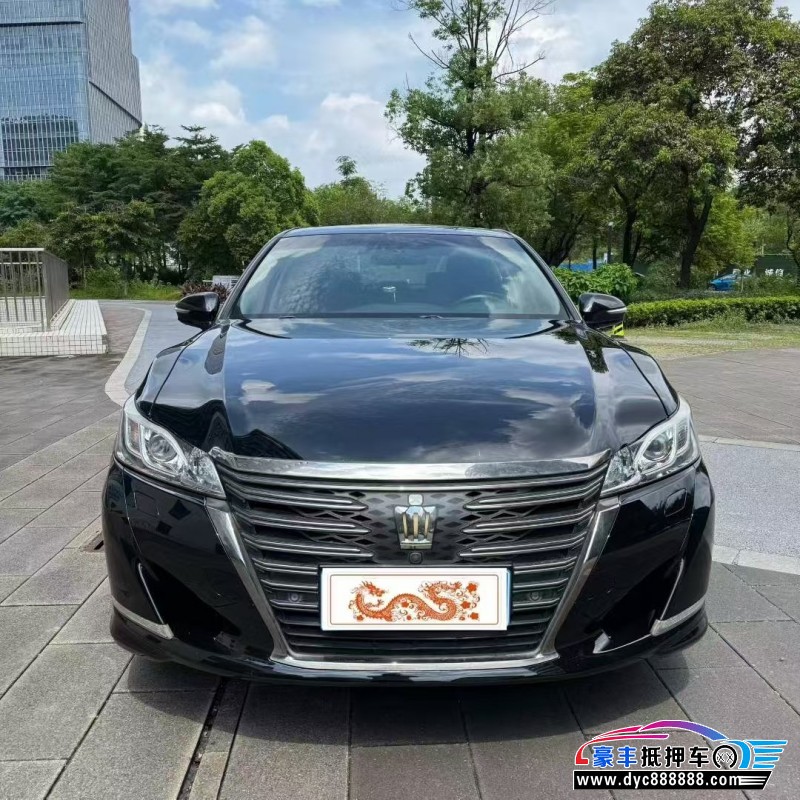 19年丰田皇冠轿车抵押车出售