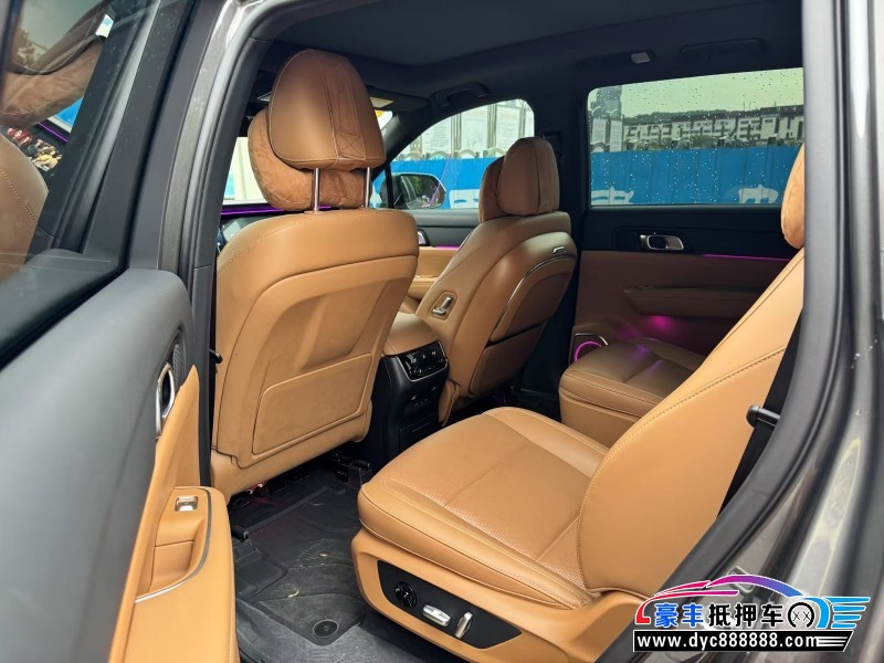 21年理想ONE轿车抵押车出售