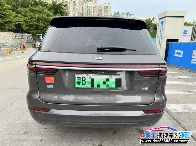 21年理想ONE轿车抵押车出售