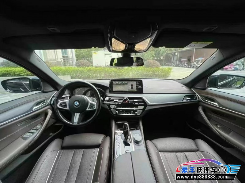 22年宝马5系轿车抵押车出售