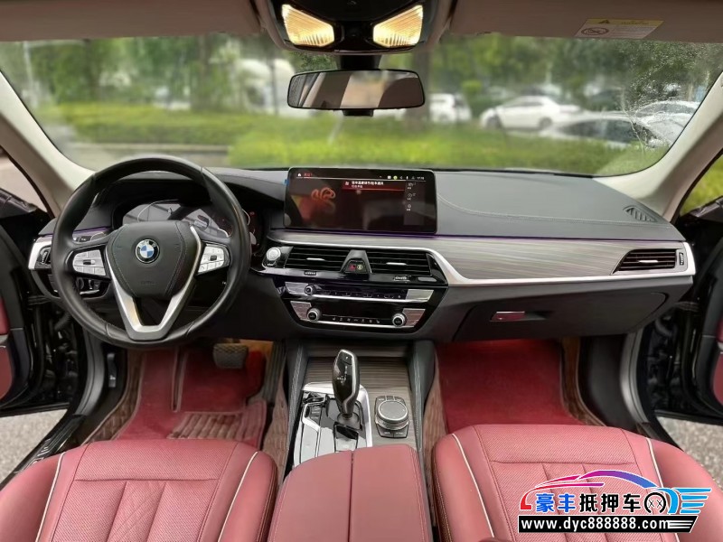 23年宝马5系轿车抵押车出售