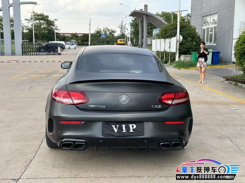 21年奔驰C级AMG轿车抵押车出售