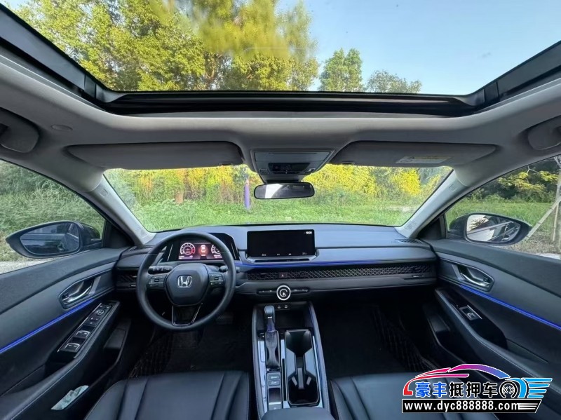 24年本田雅阁轿车抵押车出售