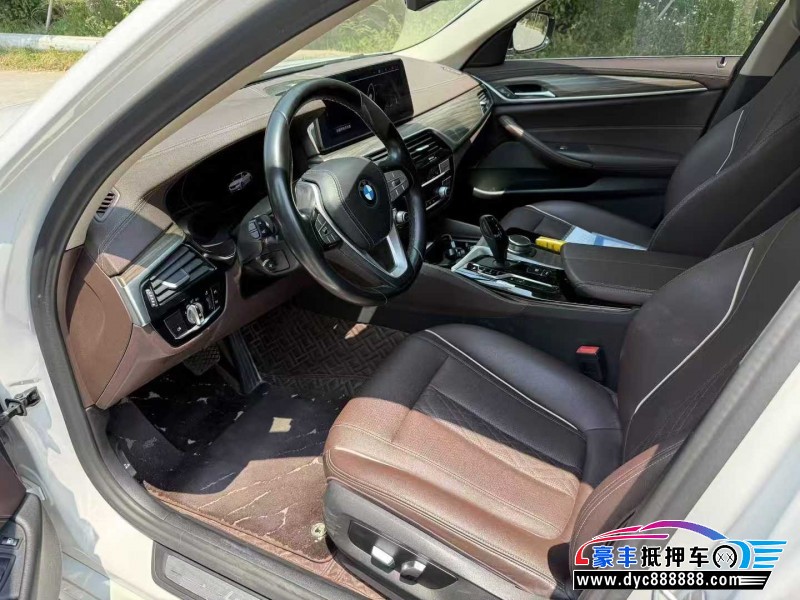 20年宝马5系轿车抵押车出售