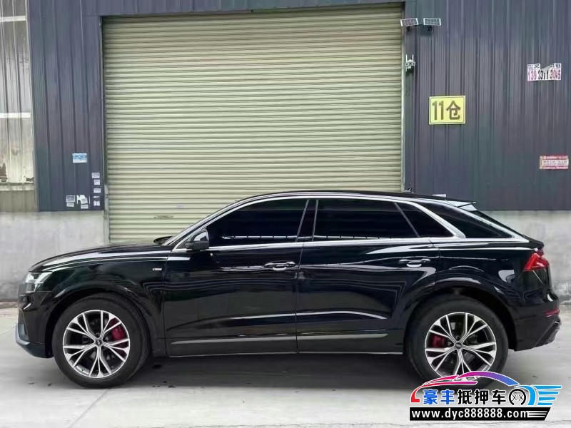 23年奥迪Q8轿车抵押车出售