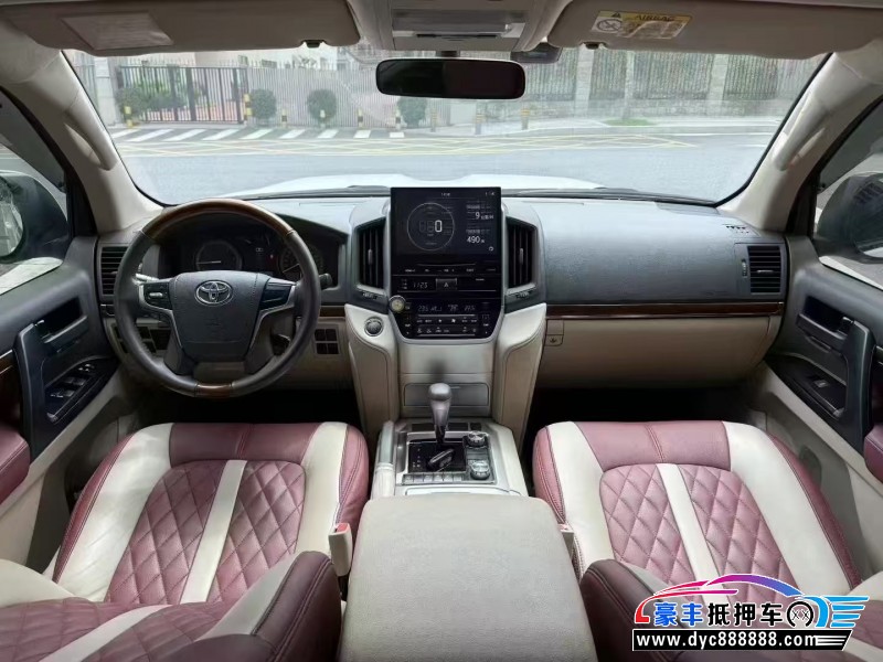 20年丰田兰德酷路泽（陆巡）轿车抵押车出售