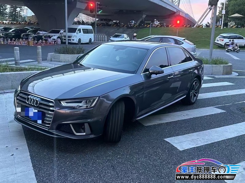 19年奥迪A4L轿车抵押车出售