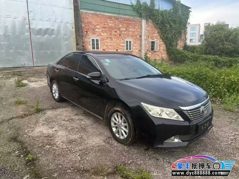 12年丰田凯美瑞轿车抵押车出售