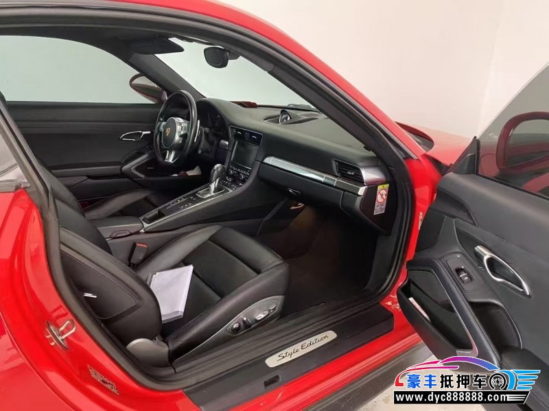 16年保时捷911轿车抵押车出售