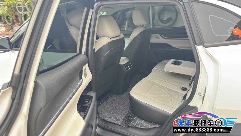 24年奇瑞舒享家轿车抵押车出售