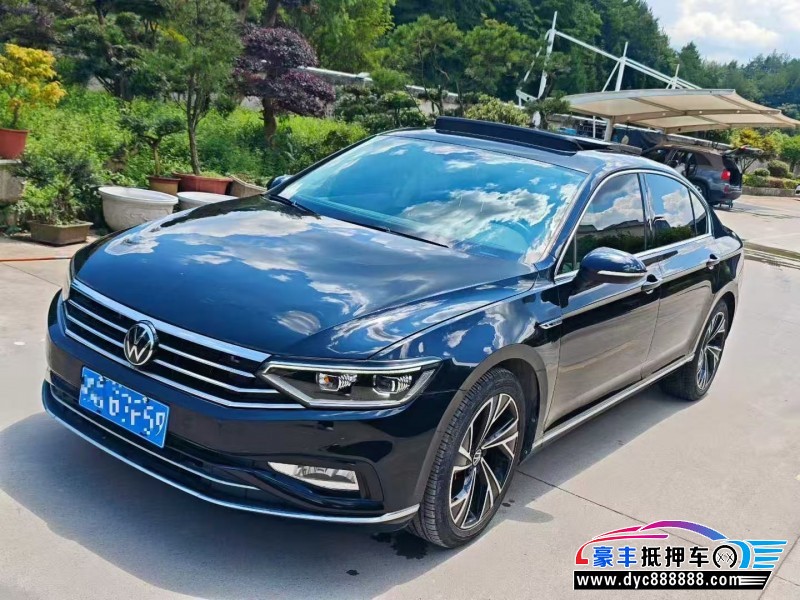 22年大众迈腾轿车抵押车出售