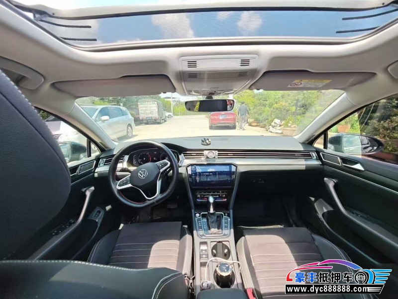 22年大众迈腾轿车抵押车出售