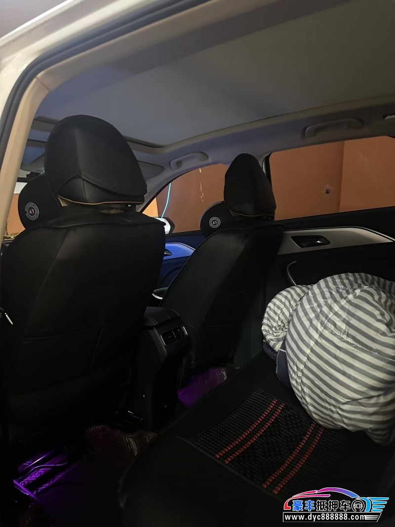 24年奔腾T77轿车抵押车出售