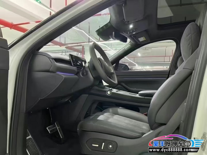 24年蔚来ES8轿车抵押车出售