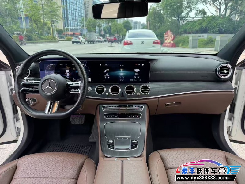 20年奔驰E轿车抵押车出售