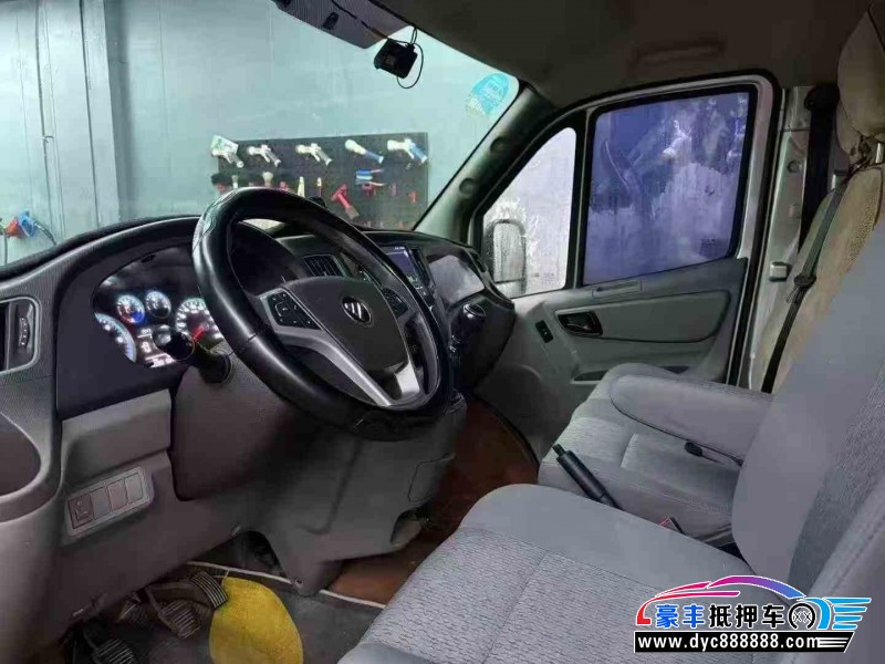 24年福田图雅诺轿车抵押车出售