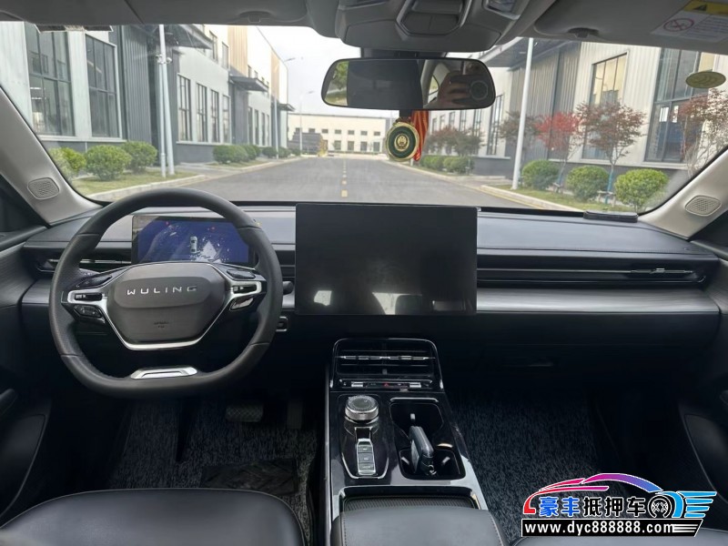 24年五菱星光轿车抵押车出售