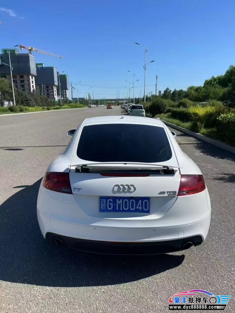 13年奥迪TT轿车抵押车出售