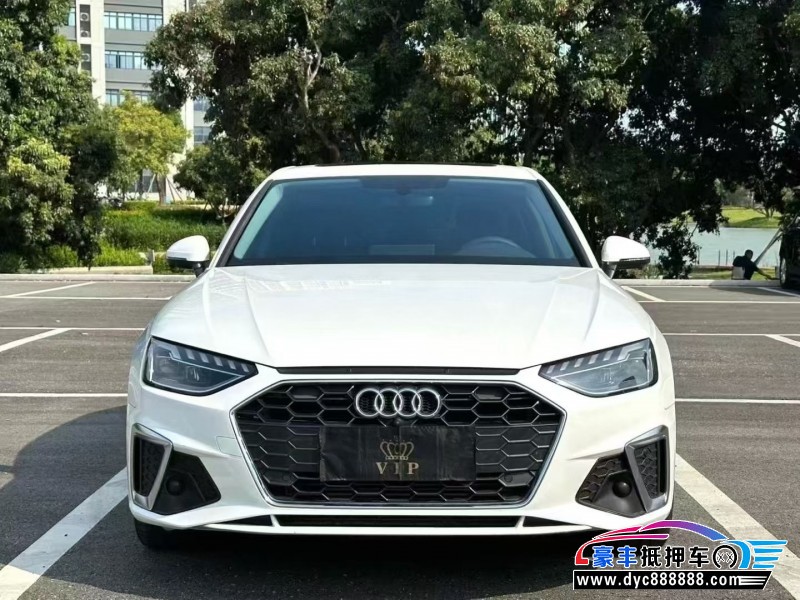 24年奥迪A4L轿车抵押车出售