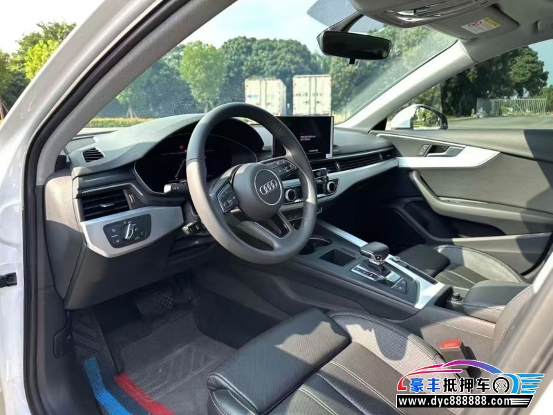 24年奥迪A4L轿车抵押车出售