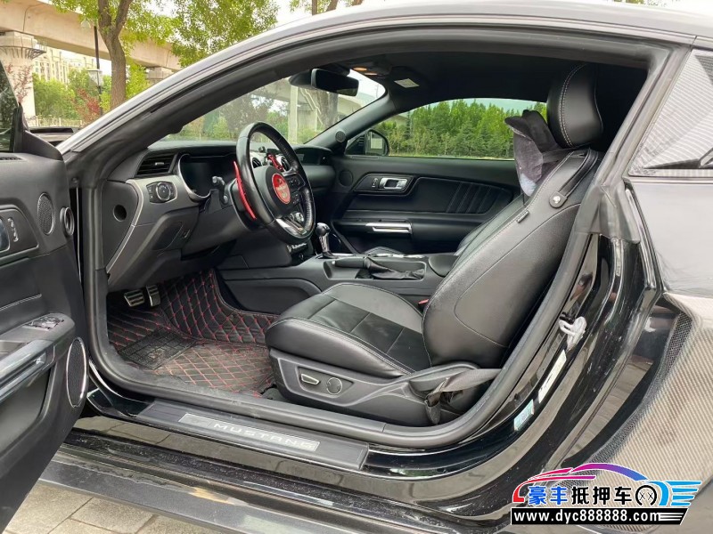 19年福特野马轿车抵押车出售