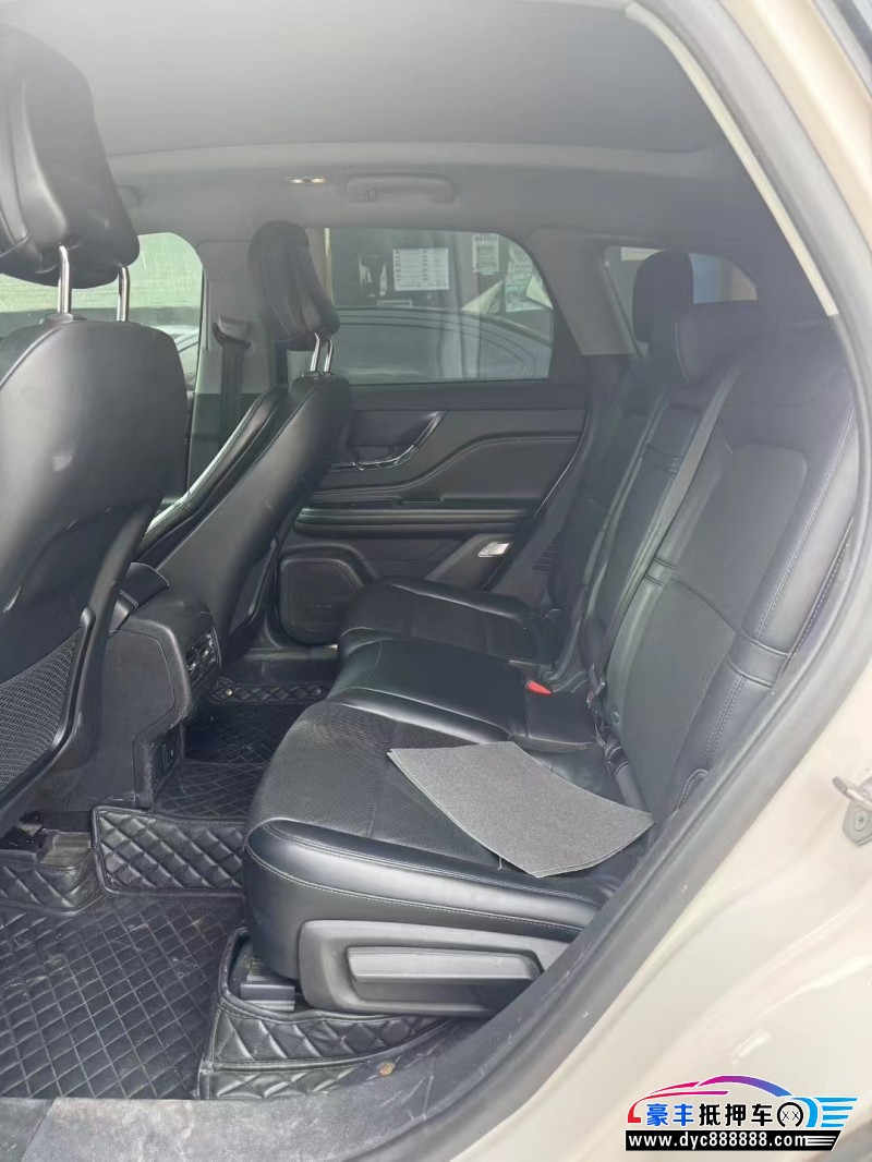 22年林肯冒险家轿车抵押车出售