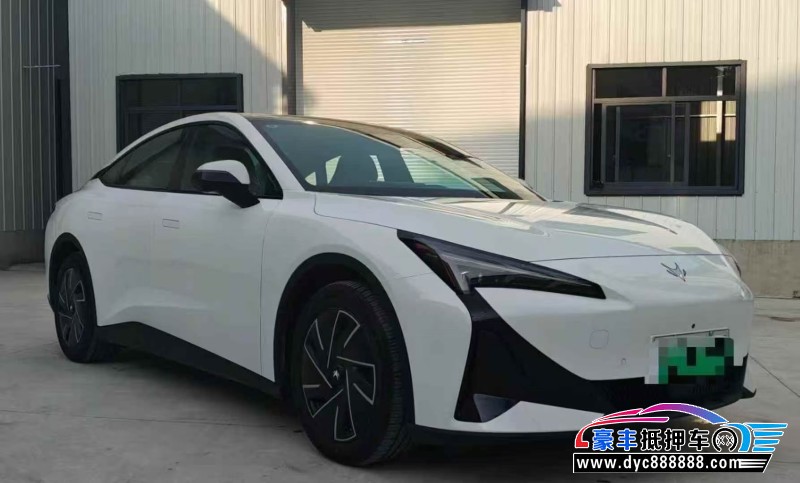 25年极狐阿尔法S轿车抵押车出售