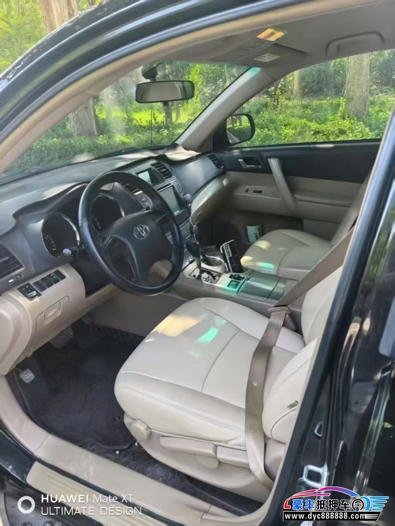 13年丰田汉兰达轿车抵押车出售