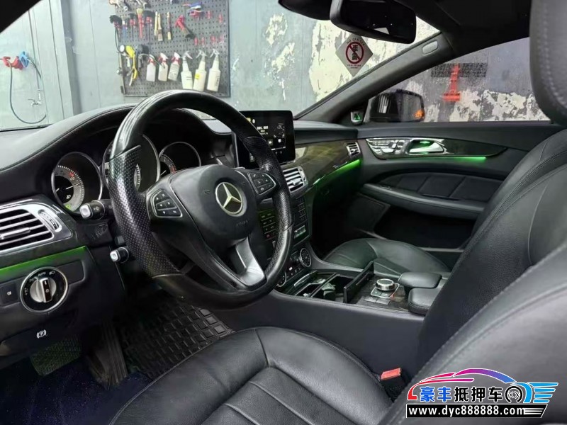 15年奔驰CLS轿车抵押车出售